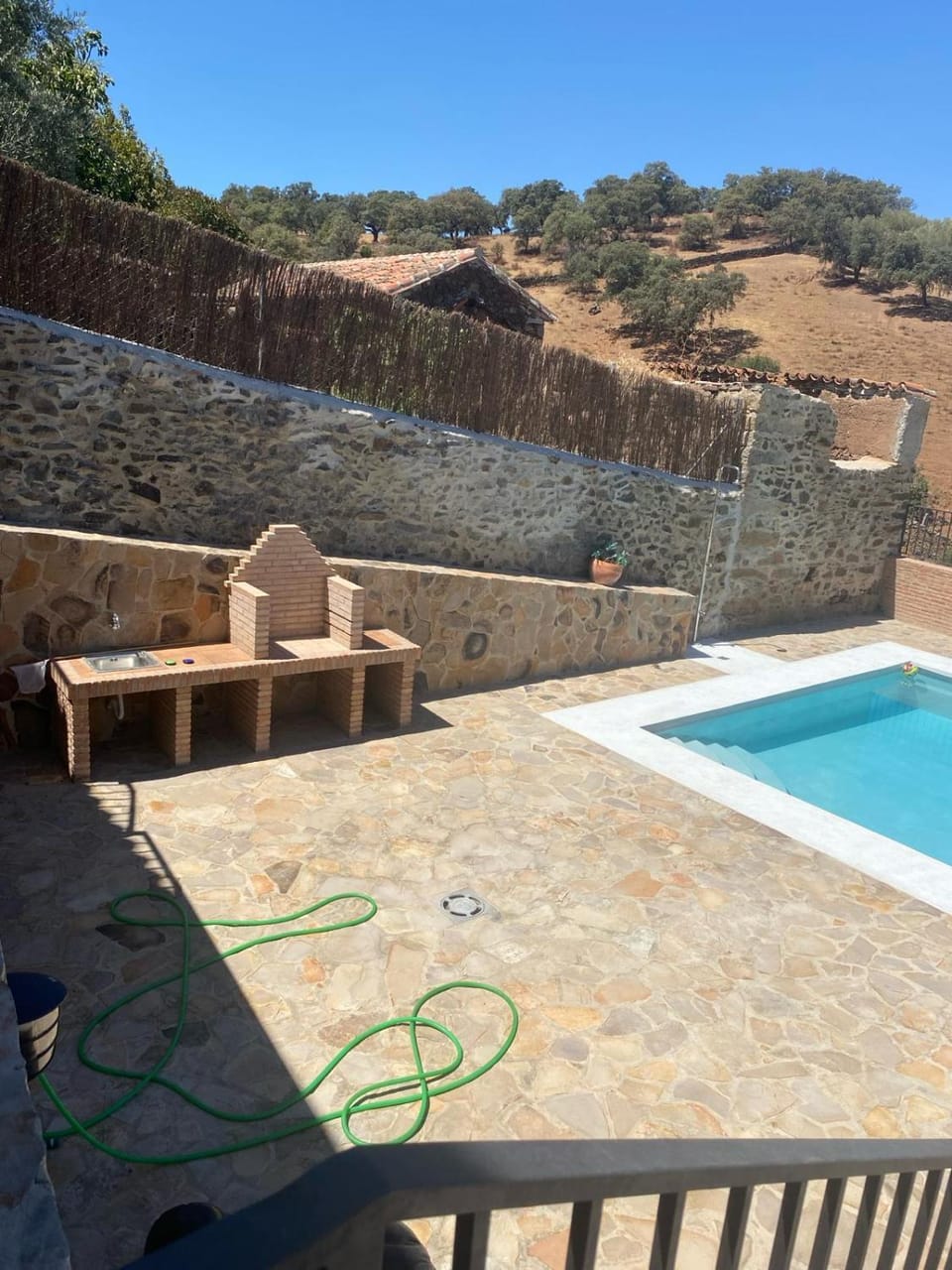 BBQ facilities, Swimming pool