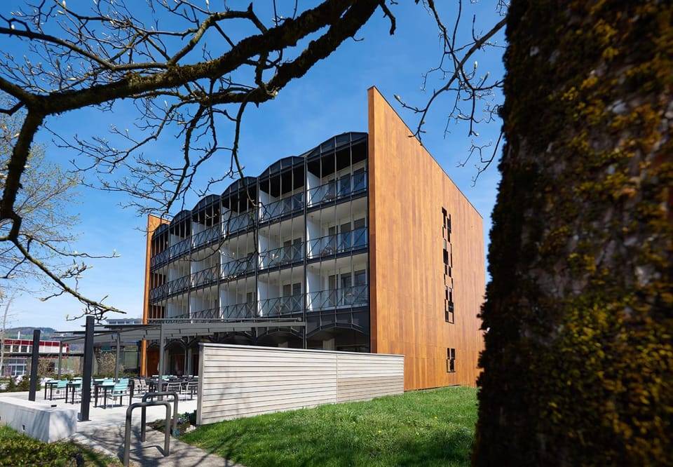 Facade/entrance, Spring, Day, On site