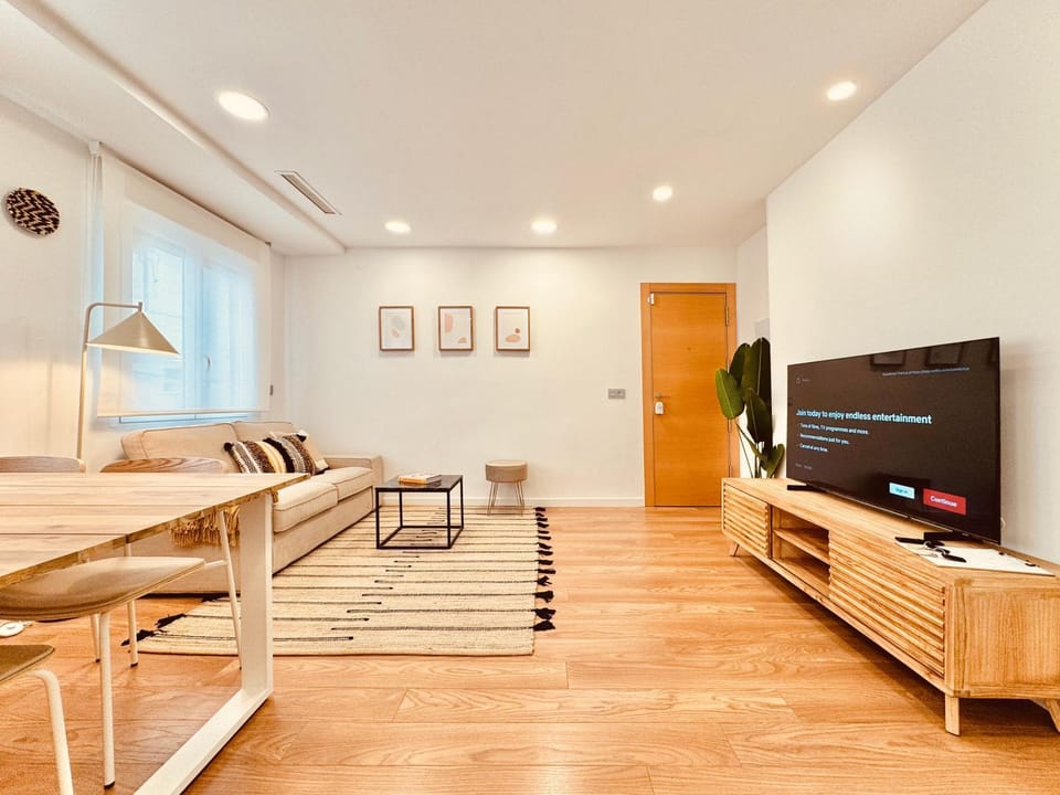 TV and multimedia, Living room, Seating area