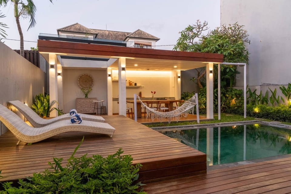 Balcony/Terrace, Pool view, Swimming pool