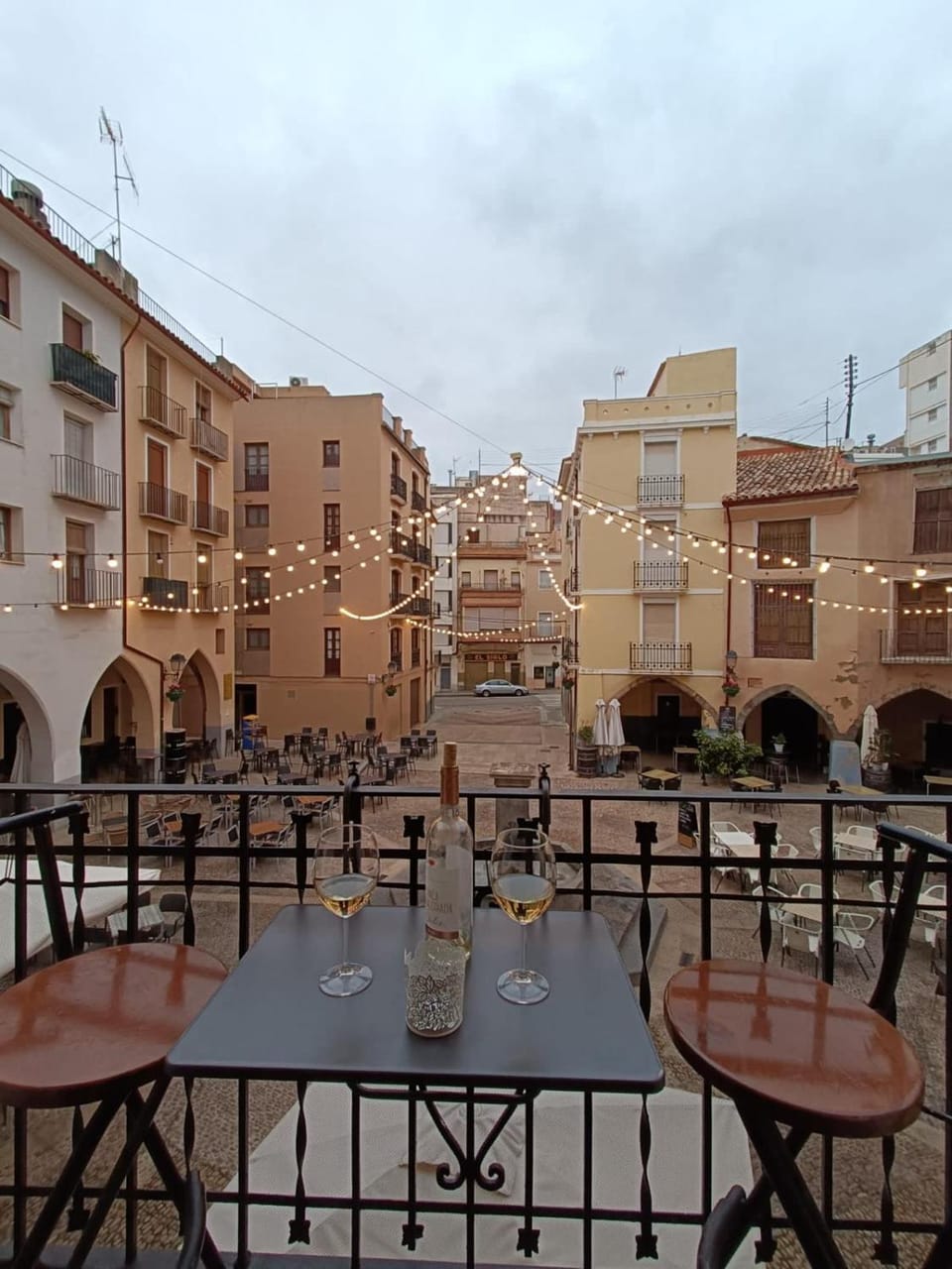 Restaurant/places to eat, View (from property/room), Balcony/Terrace