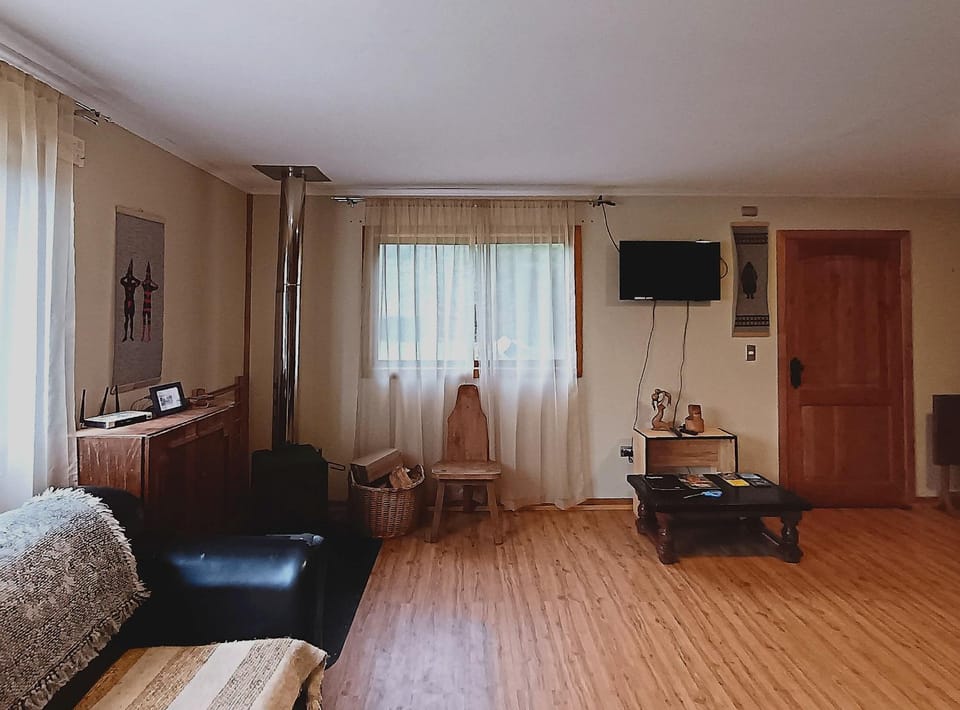 Communal lounge/ TV room, TV and multimedia, Living room