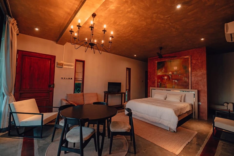Photo of the whole room, Seating area, Bedroom