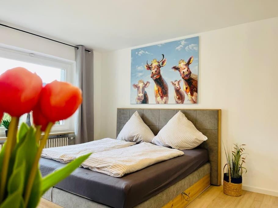Bed, Photo of the whole room, Bedroom