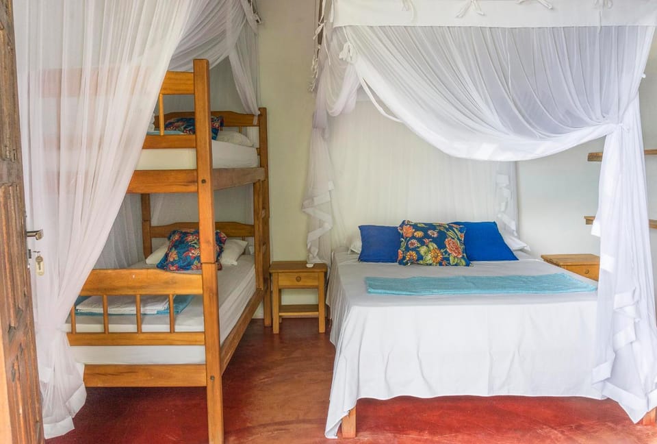 Bed, bunk bed