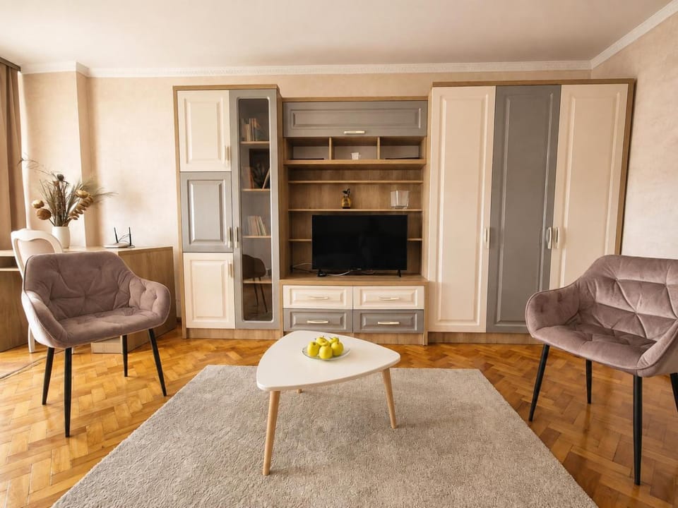 Mika Premium Apartment Oradea - 2 bedrooms, Self Checkin Apartment in Romania