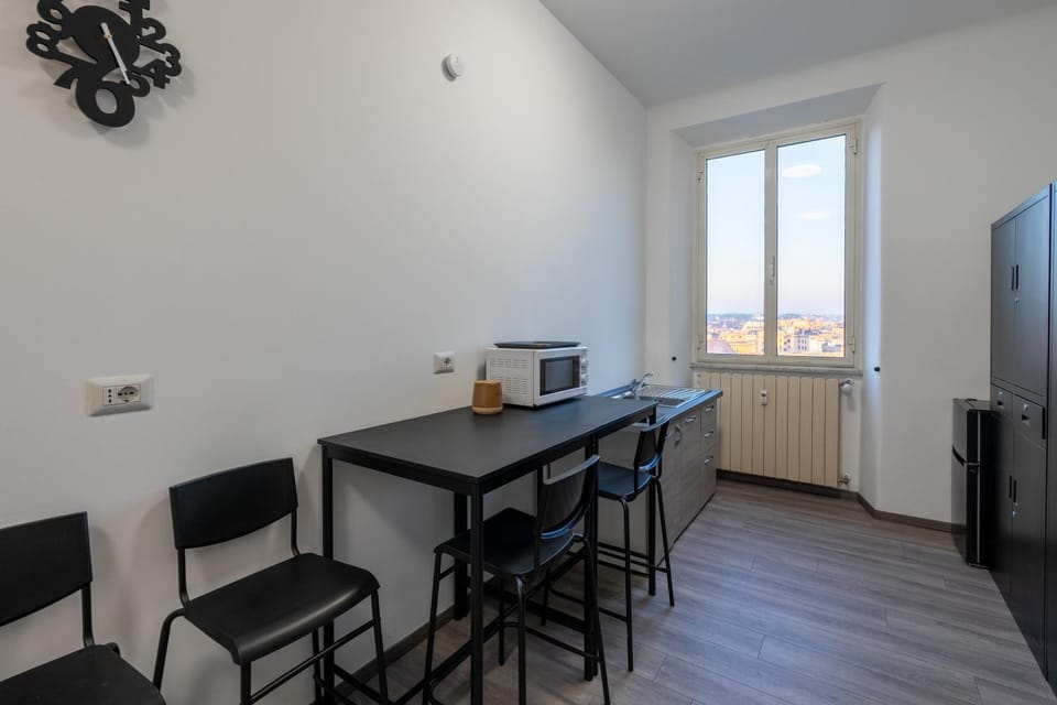 ReRent Rooms - 36 Trionfale Guesthouse Bed and Breakfast in Rome