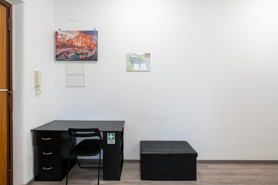 ReRent Rooms - 36 Trionfale Guesthouse Bed and Breakfast in Rome