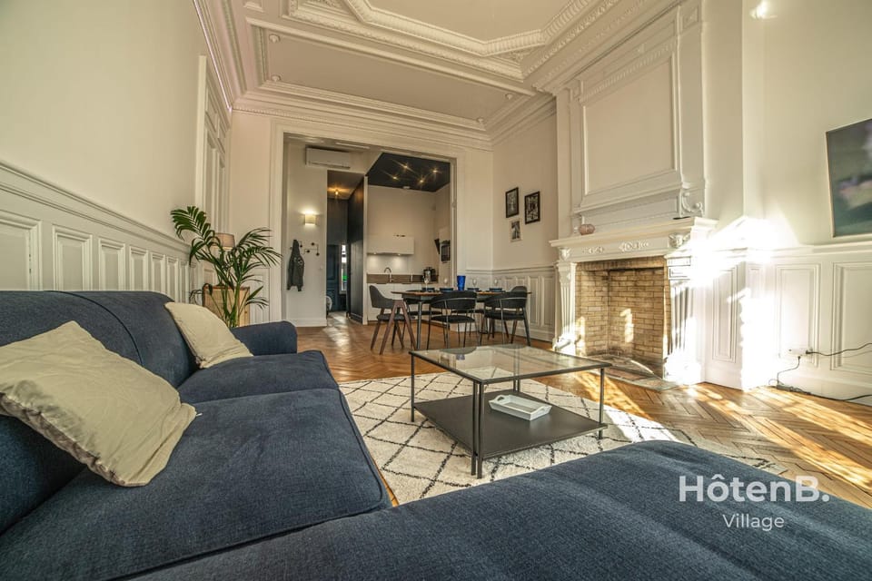 Living room, flat iron