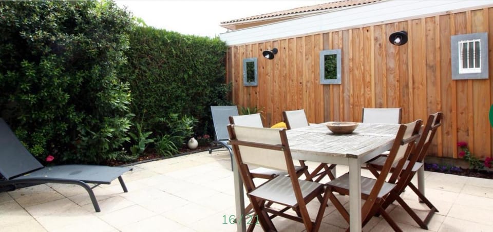 Patio, Garden