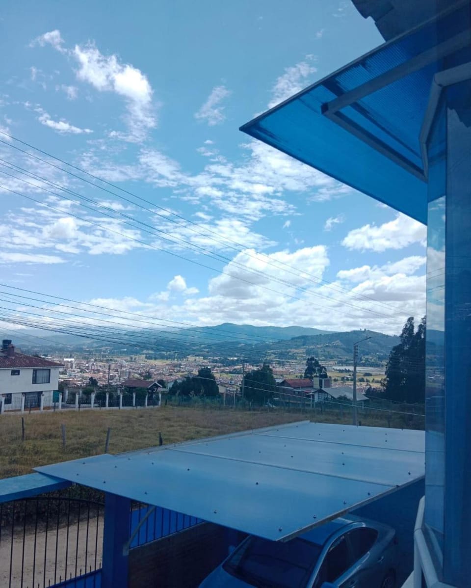 Cabaña Rural BlueHousePaipa Country House in Paipa