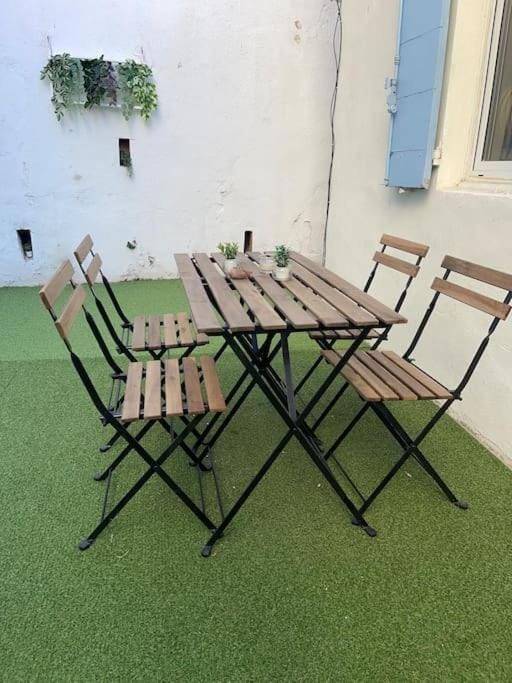 Studio avec extérieur Apartment in Marseille