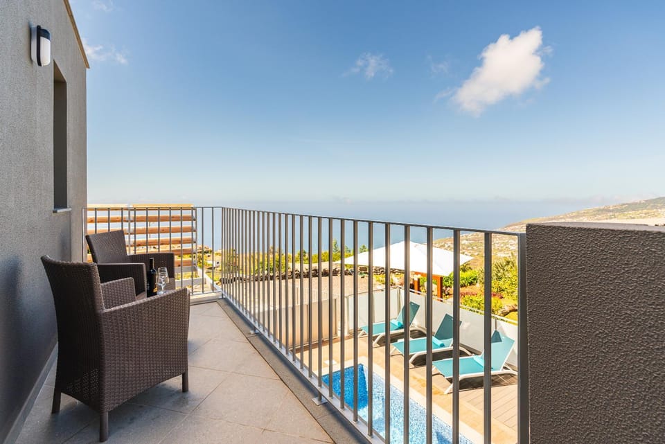 Balcony/Terrace, Garden view, Pool view, Sea view