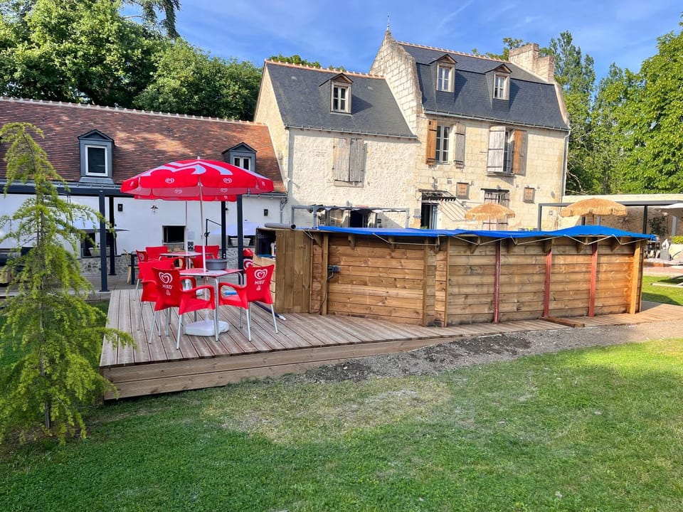 Manoir Drissia - Tours Centre, France Bed and Breakfast in Tours