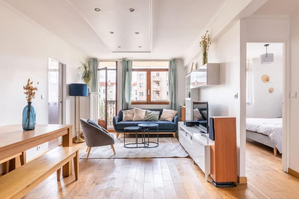 Grand T4 moderne - 3 chambres-Paris Expo Porte de Versailles Apartment in Issy-les-Moulineaux