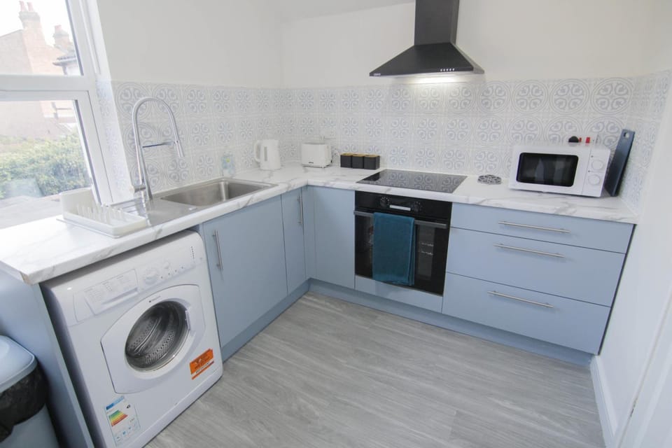 Kitchen or kitchenette, minibar, pet friendly, stove, toaster, washing machine