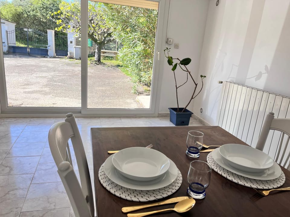 Logement provençal au calme à 20 min d’Avignon Apartment in Provence-Alpes-Côte d'Azur