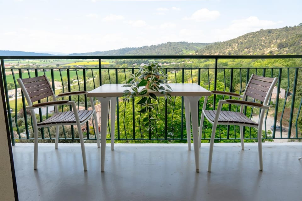 Lumineux studio-Gréoux-les-Bains Apartment in Gréoux-les-Bains