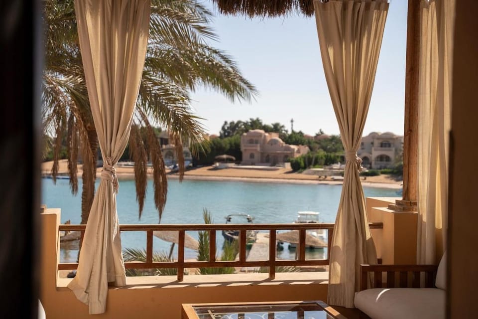The Seafront Magical Loft! Apartment in Hurghada