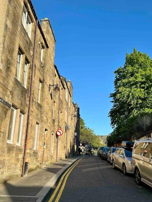 Property building, Street view