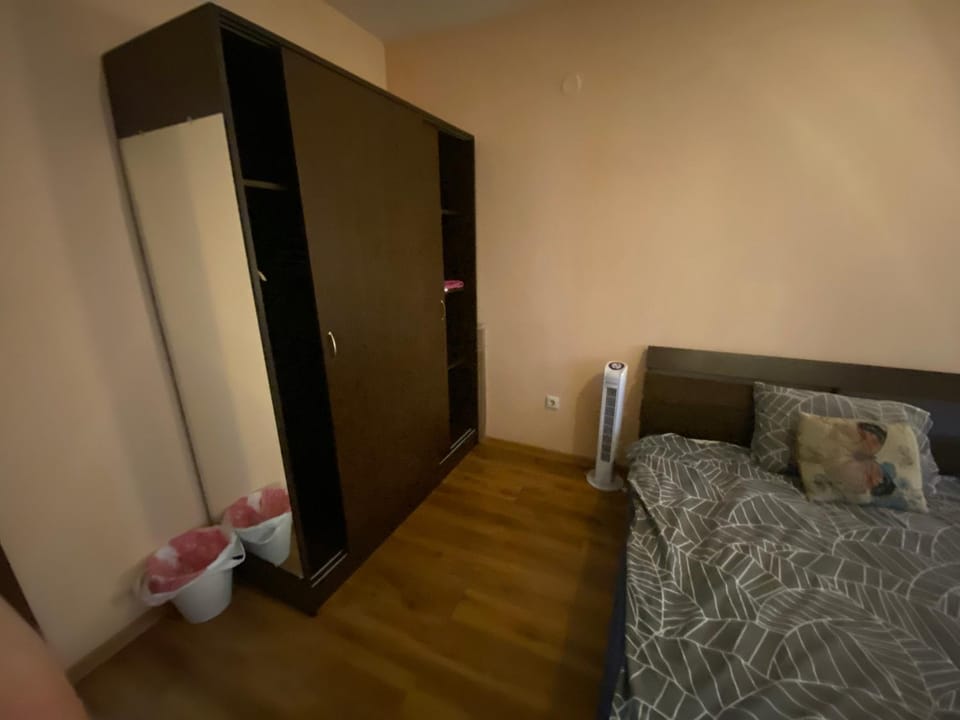 Bedroom, wardrobe
