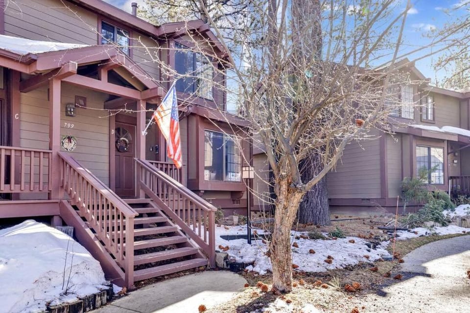 Restmoore Big Bear | Boulder Bay Condo | Pool, Spa, Ski Shuttle, Remote Office House in Big Bear