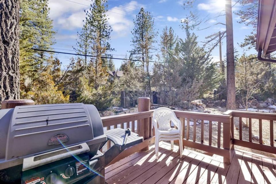 Restmoore Big Bear | Boulder Bay Condo | Pool, Spa, Ski Shuttle, Remote Office House in Big Bear