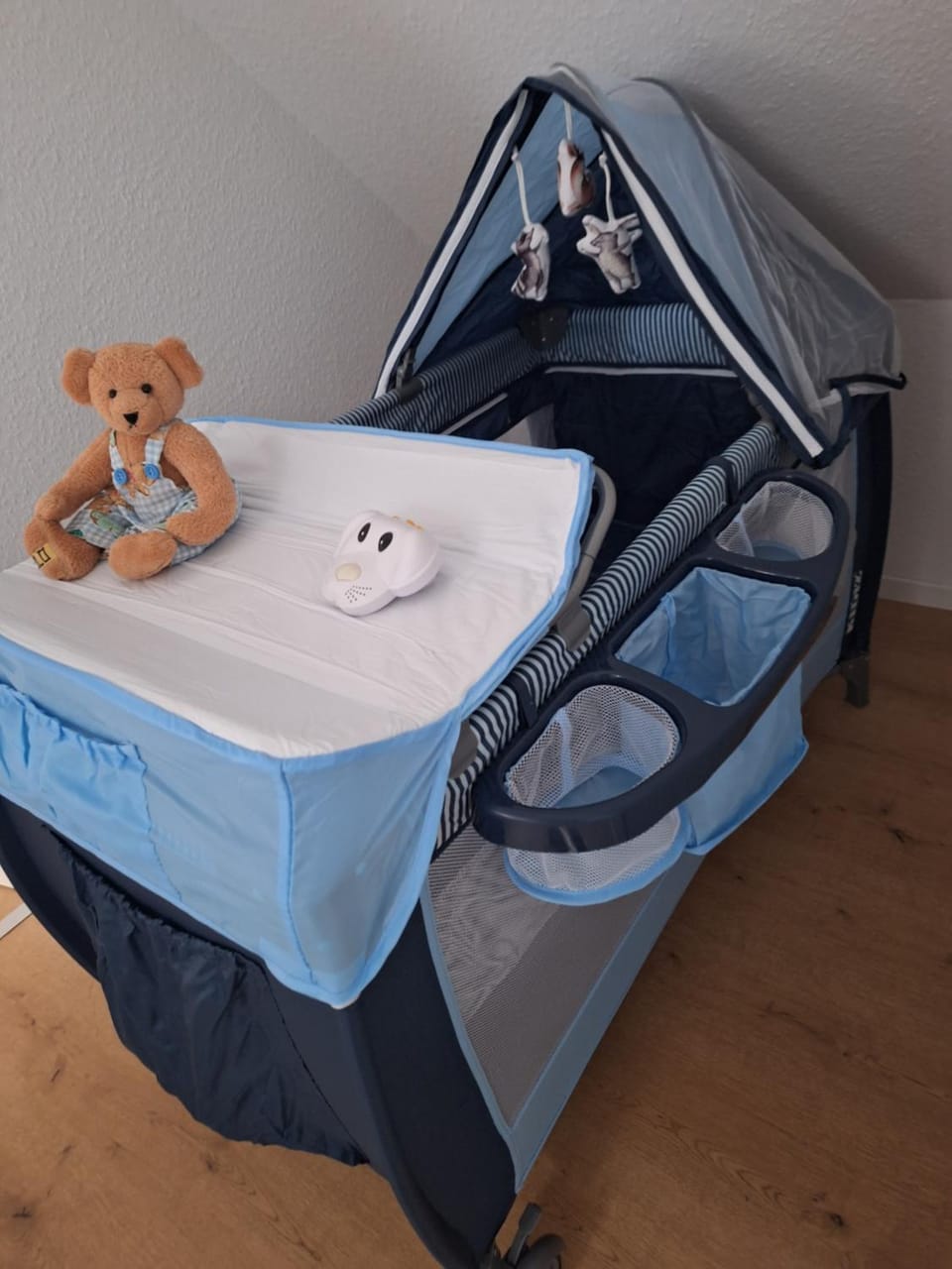 cot