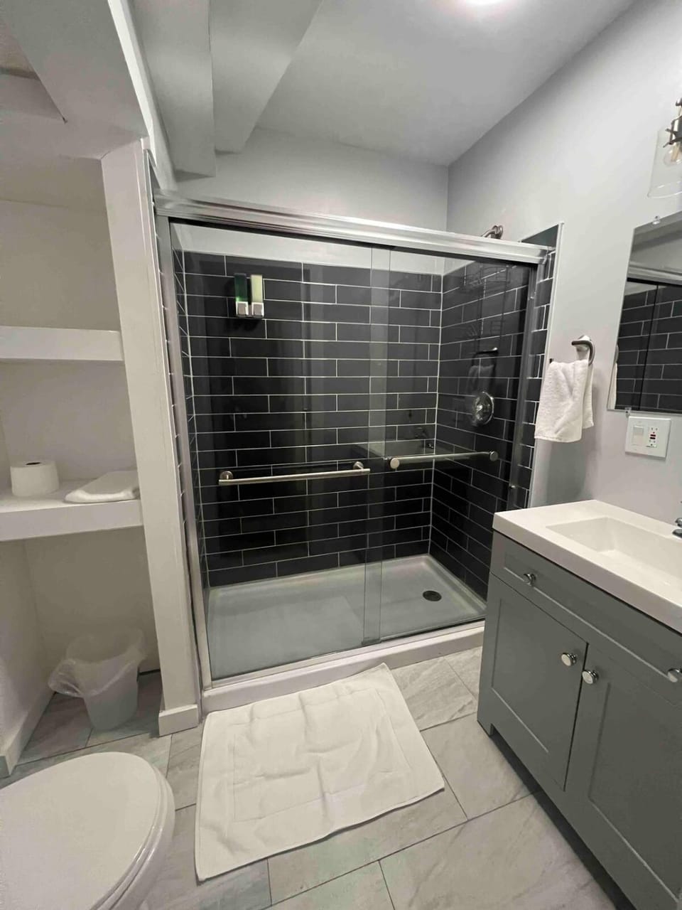 Stay with Jay - Quinta Suite Vacation rental in Cleveland Heights