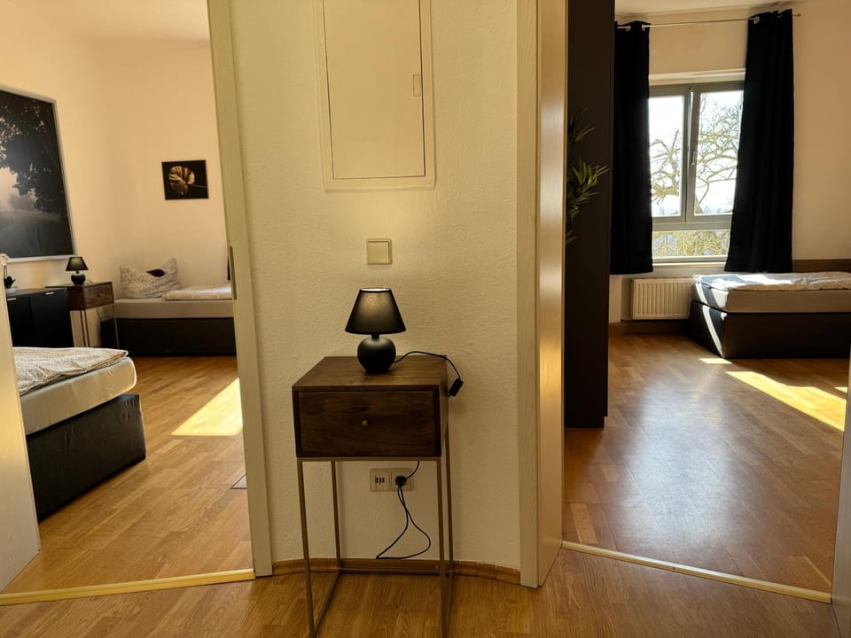 Bed, Photo of the whole room, Bedroom, internet