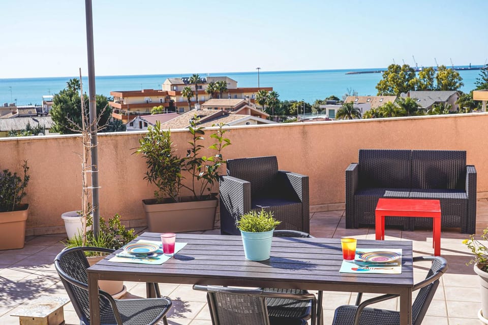 Patio, Day, Natural landscape, View (from property/room), Balcony/Terrace, Sea view