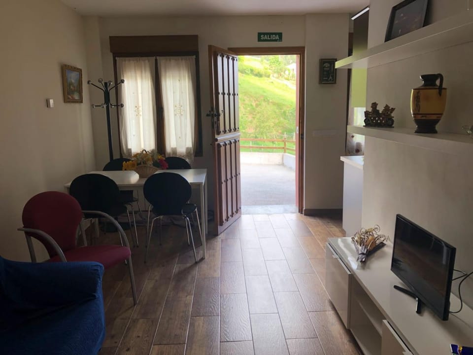 Apartamentos Miravalles A Apartment in Asturias