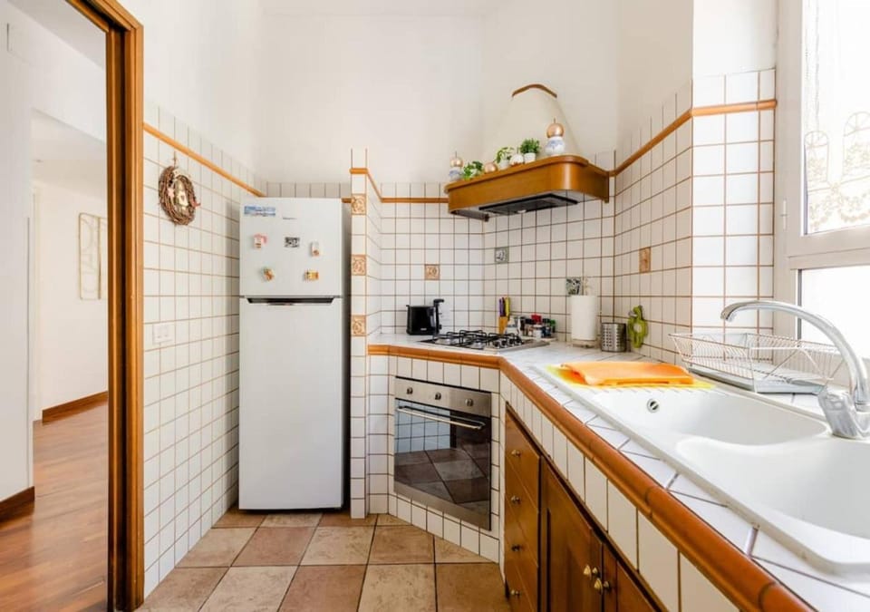 Kitchen or kitchenette, kitchen