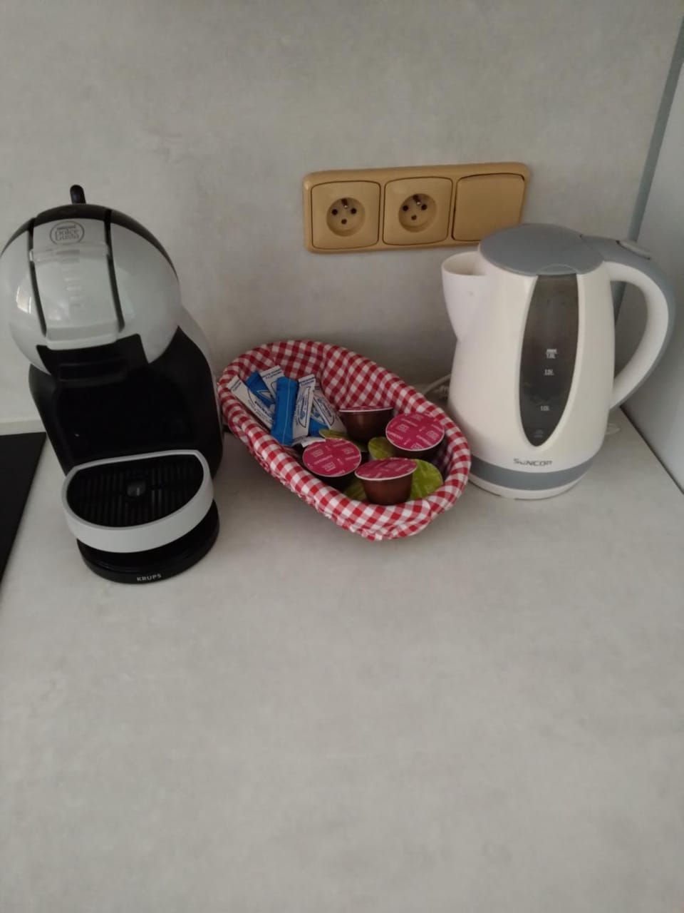 Coffee/tea facilities