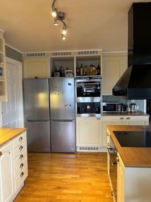 Kitchen or kitchenette, dishwasher, minibar, pet friendly, stove