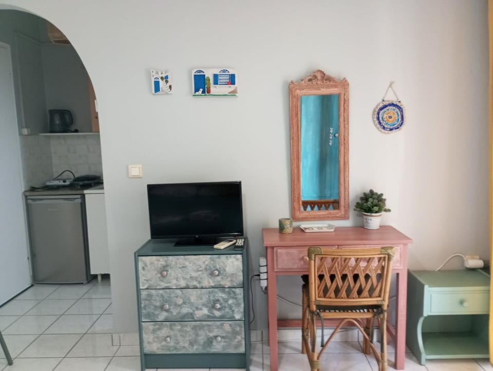 TV and multimedia, Kitchen or kitchenette