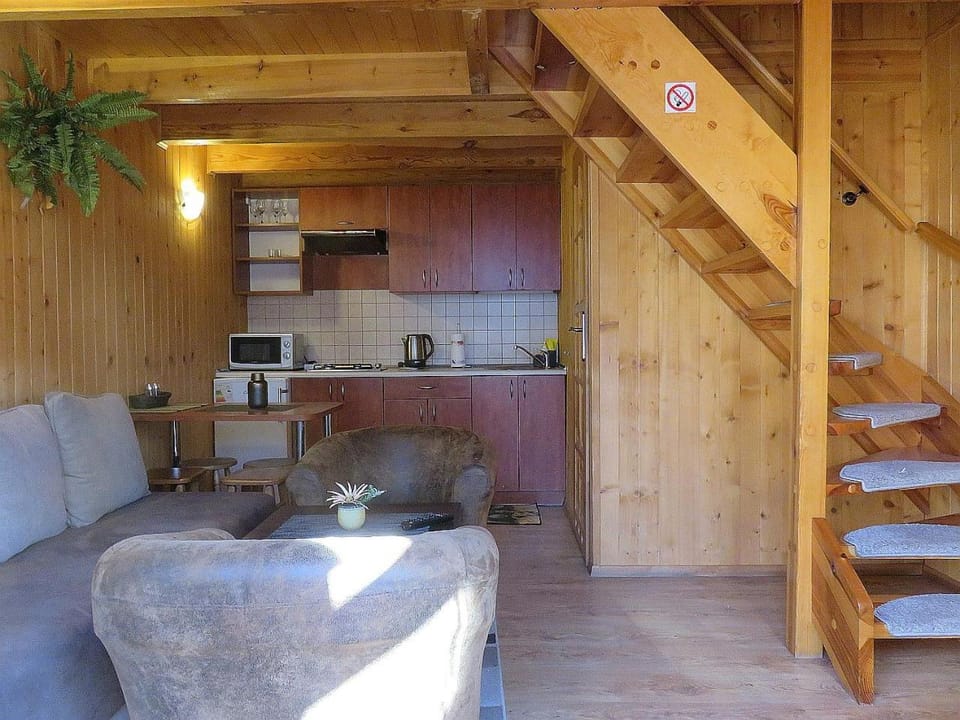 Kitchen or kitchenette, Living room, Seating area, Communal kitchen, stove