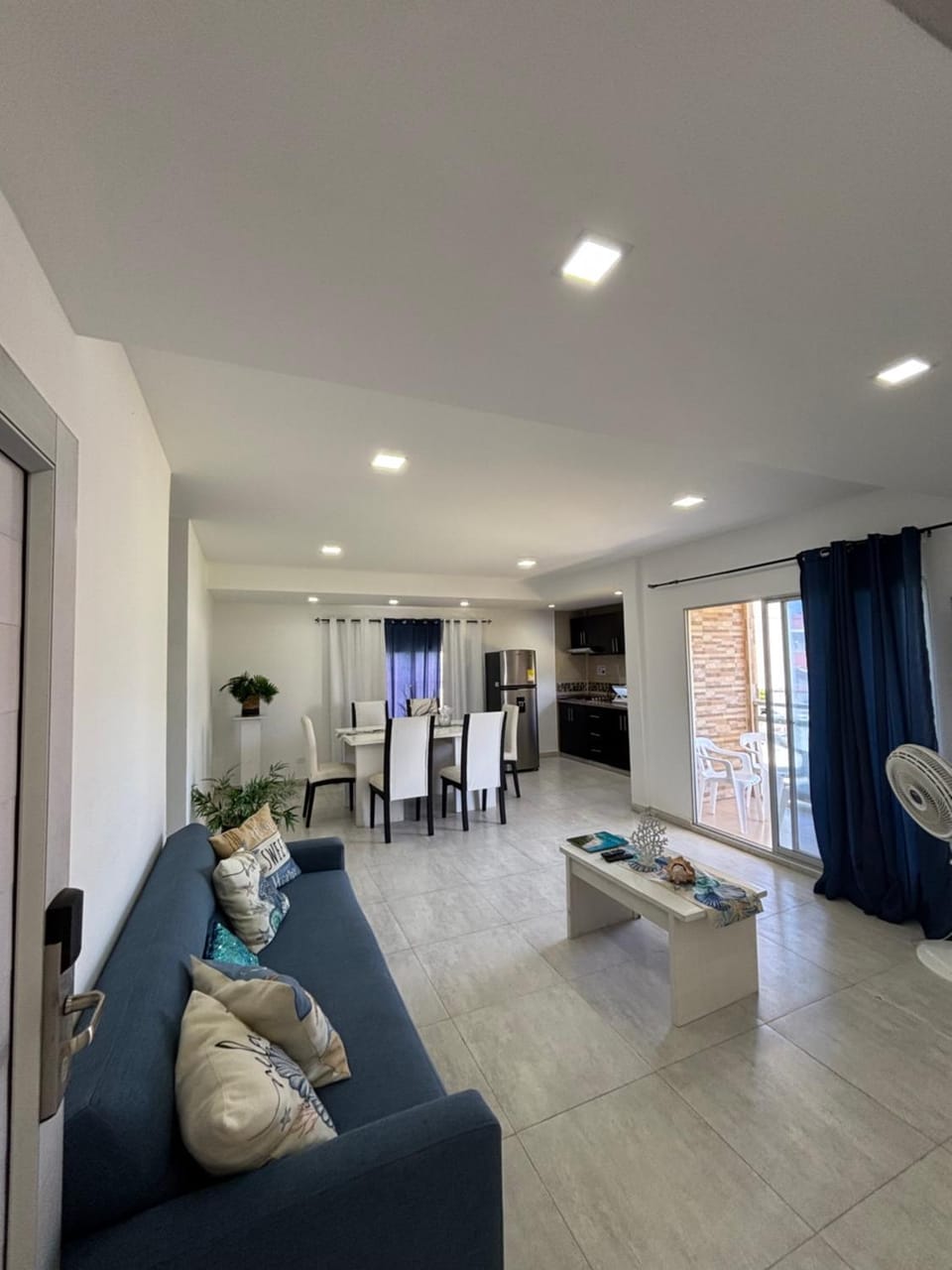 TV and multimedia, Kitchen or kitchenette, Living room, Dining area