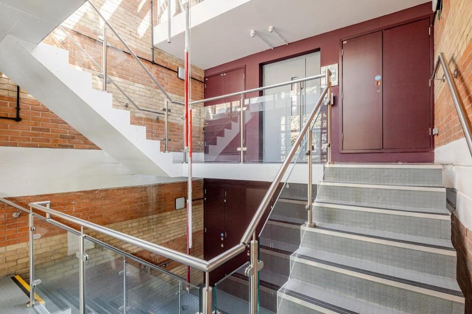 Modern Flat in Camden Town Apartment in London Borough of Islington