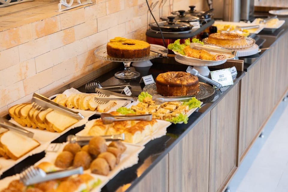 Food and drinks, Food, Breakfast, Continental breakfast, Buffet breakfast