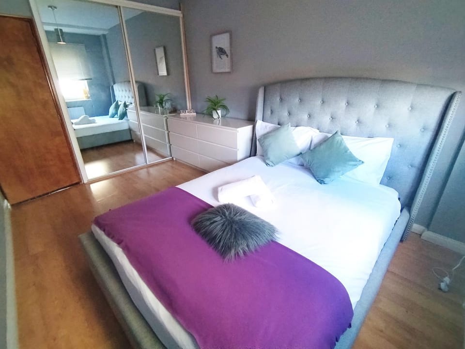 Bed, Photo of the whole room, Bedroom, towels, wardrobe