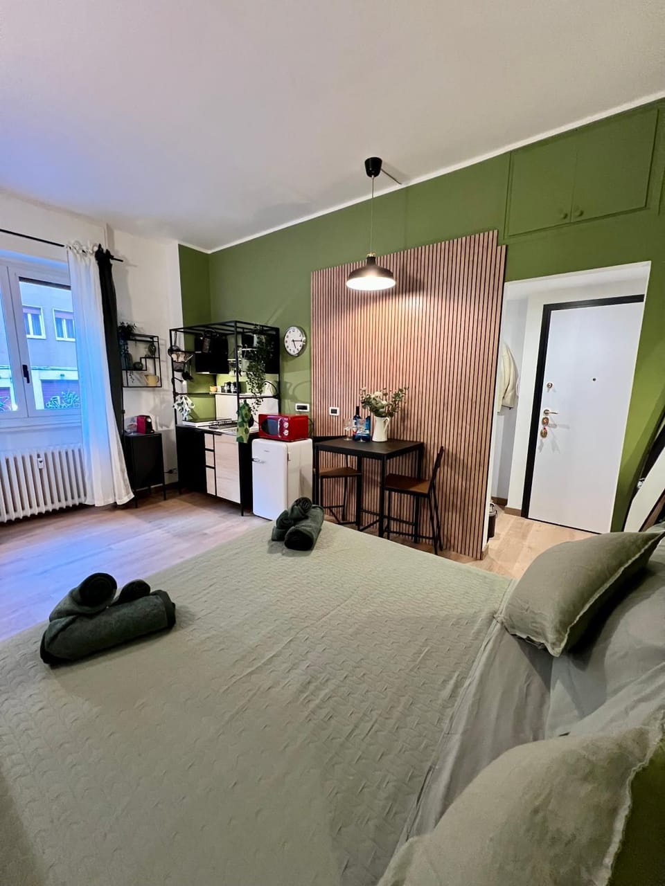 La bella Milano Charme apartment 3 km away from Duomo/ Netflix & Wi-fi included Apartment in Milan