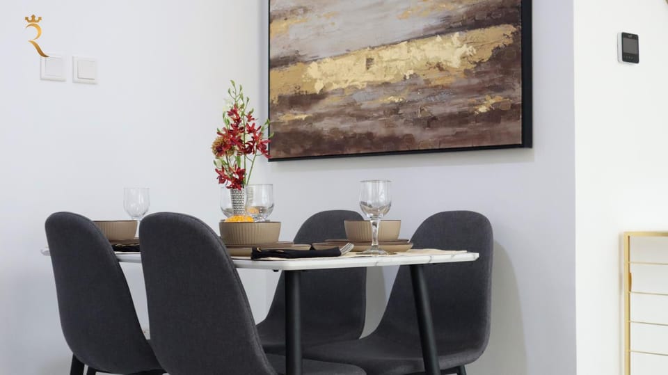 Living room, Decorative detail, Seating area, Dining area