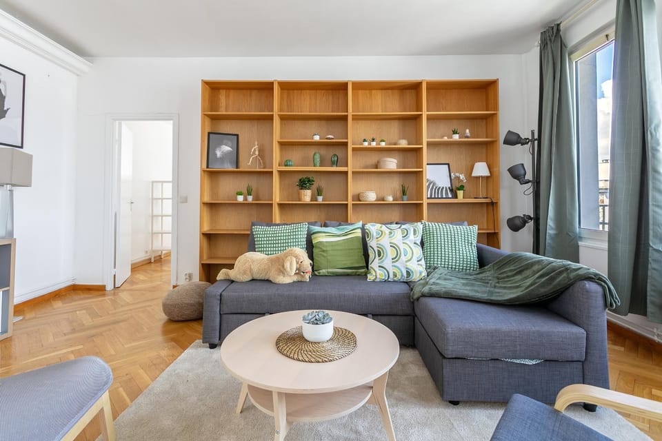 Library, Living room, Seating area
