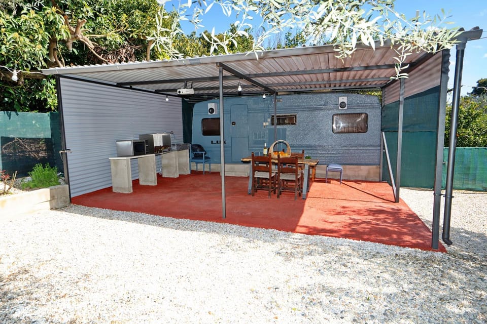 Lemon Garden Camper House in Crete