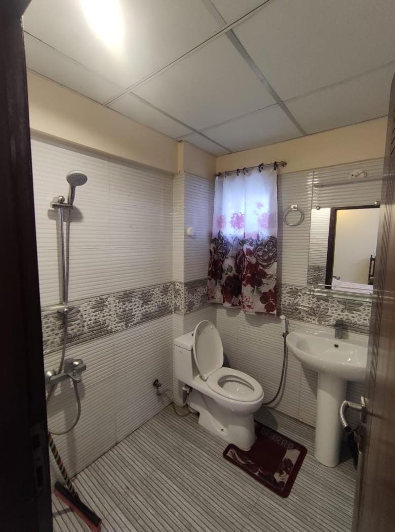 Toilet, Bathroom