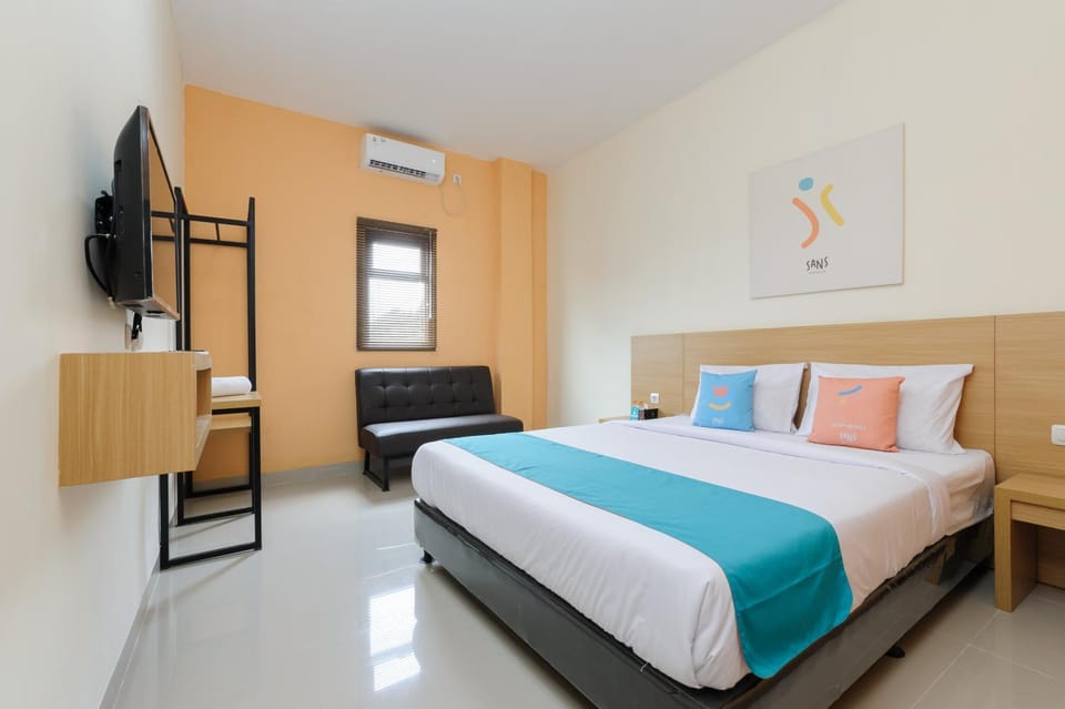 Bed, TV and multimedia, Photo of the whole room, Bedroom, air conditioner