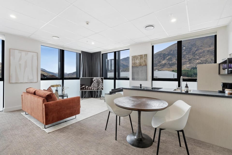 TV and multimedia, Mountain view