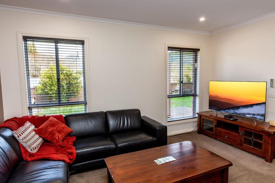 Mountbatten House in Porepunkah