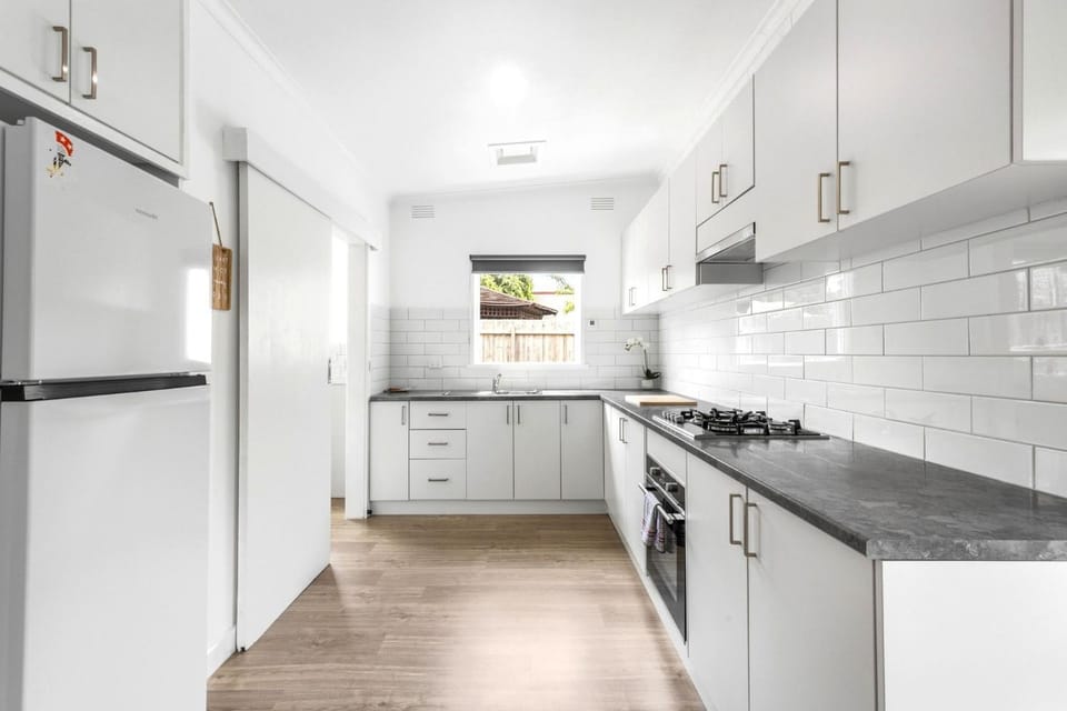 Rosebud Beachfront Haven Coastal Bliss Three Apartment in Melbourne
